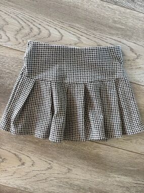 H&M Girls Houndstooth Skater Skirt- 3T